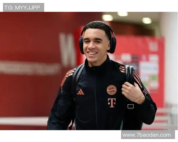 穆西亚拉积极恢复训练计划12月重返赛场状态