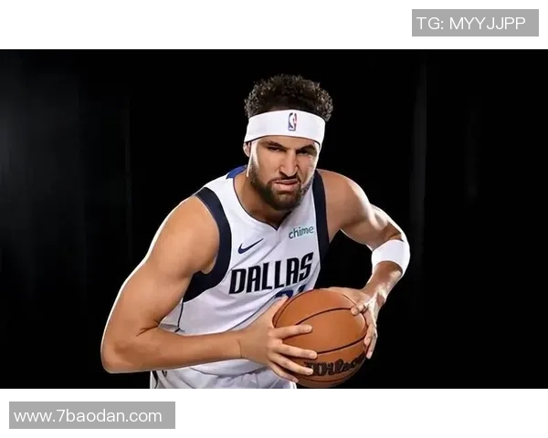 克莱坦言球员应接受球迷批评强调场上表现源于自身努力 克莱坦言球员应接受球迷批评强调场上表现源于自身努力