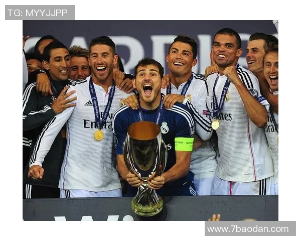 昔日队友重聚回忆C罗与卡雷拉斯内马尔与埃基蒂克梅西与西蒙斯的传奇故事