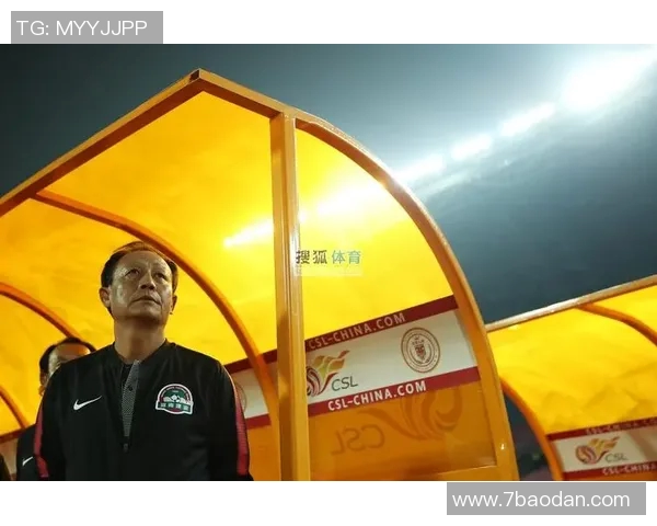 客场呐喊传递佛山力量助力球队坚定迈向保级之路