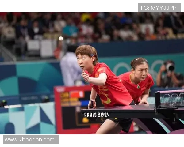 海港三连冠荣耀时刻团结奋进铸就传奇成就辉煌历史