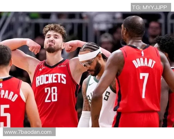 申京赛季首战狂砍35分5助攻5篮板2抢断5三分球平起平坐杰伦布朗与库里