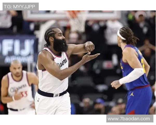 哈登本赛季三分球加罚球表现惊艳10次3加1领跑全联盟