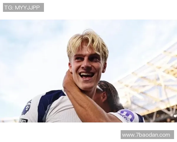 摩根力挺阿森纳海报热刺拜仁切尔西接连被拿下即将胜利