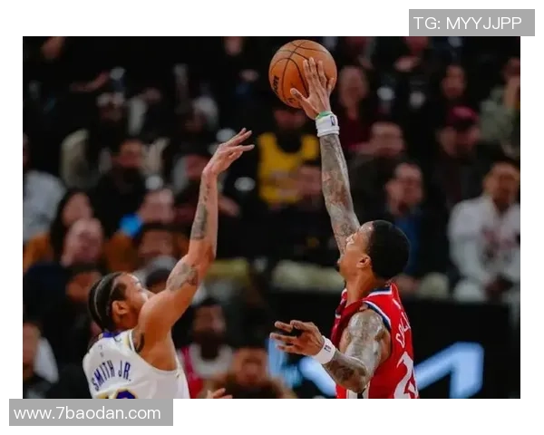 南湾湖人惜败圣地亚哥快船布朗尼表现平平仅得10分5板