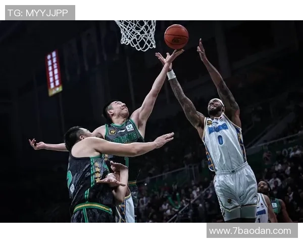 手感冰凉瓦塞尔上半场表现低迷仅得2分三分球全失手