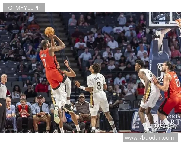 小贾巴里谈球队进步:每位球员更成熟自信迎接新挑战 小贾巴里谈球队进步:每位球员更成熟自信迎接新挑战