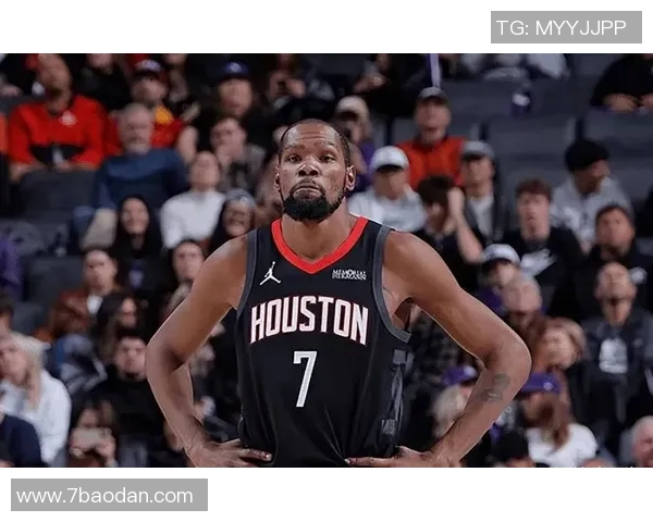 火箭近期三分命中率低迷阵容失衡难以兼顾攻防交易迫在眉睫